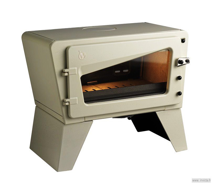 Фото LA CT'TI POELE ЭМАЛЬ СЛОНОВАЯ КОСТЬ Печи INVICTA (Франция) heatsystems.ru